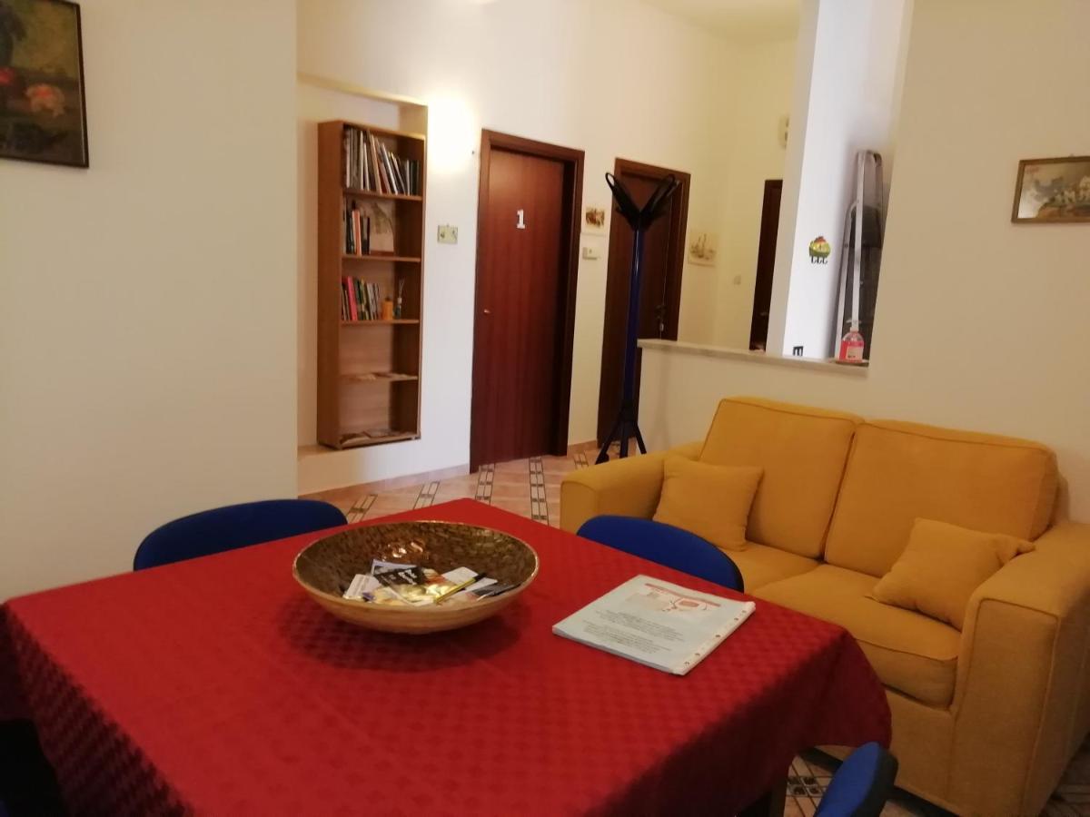 Hotel Casa Claudia Palermo Zewnętrze zdjęcie