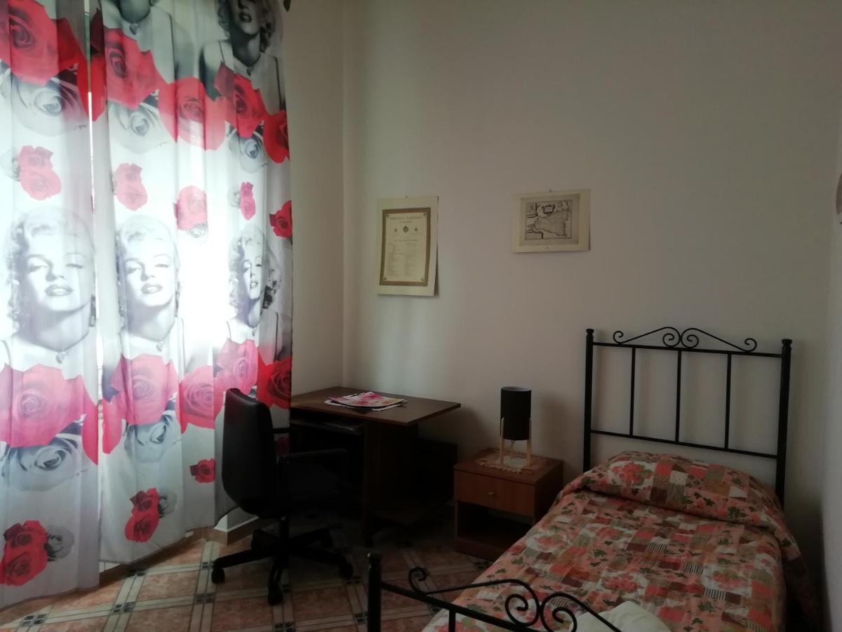 Hotel Casa Claudia Palermo Zewnętrze zdjęcie