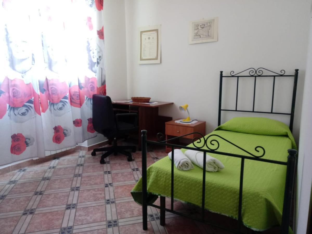 Hotel Casa Claudia Palermo Zewnętrze zdjęcie